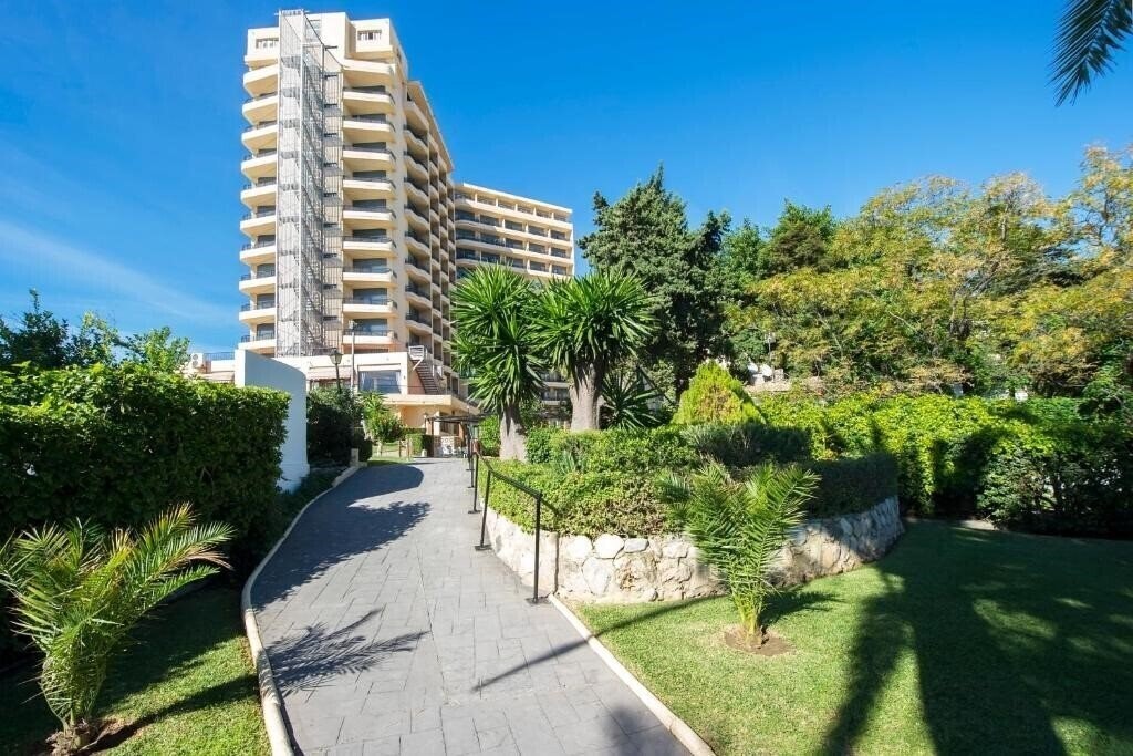 Фотографія Hotel Globales Gardenia 3*