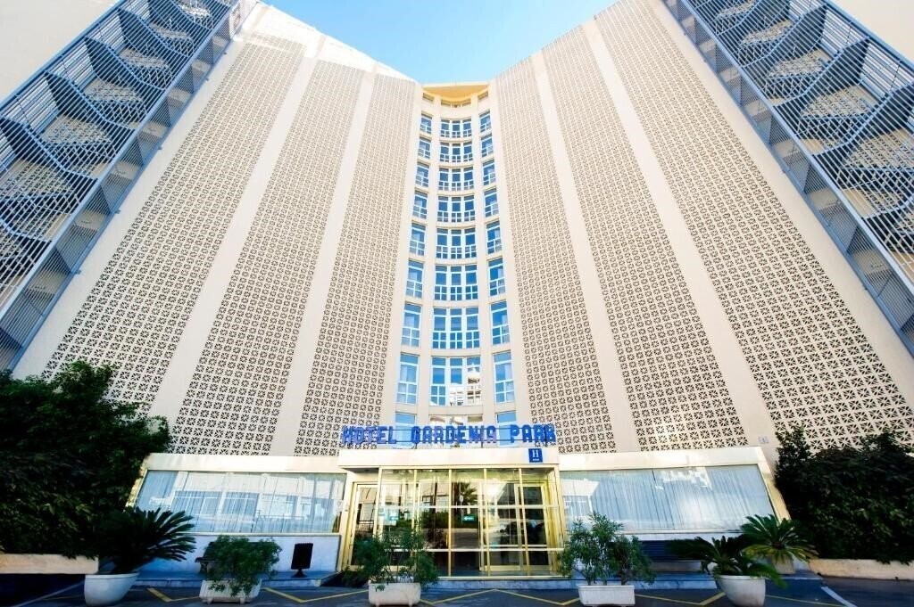 Фото Hotel Globales Gardenia 3*