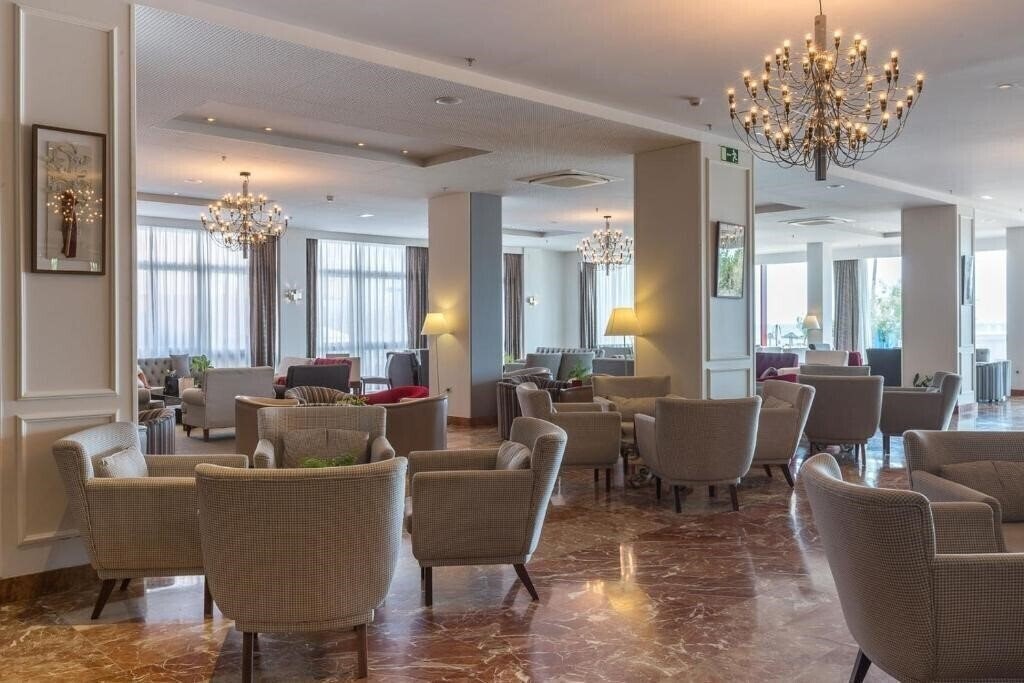 Апартаменти Angela 4*