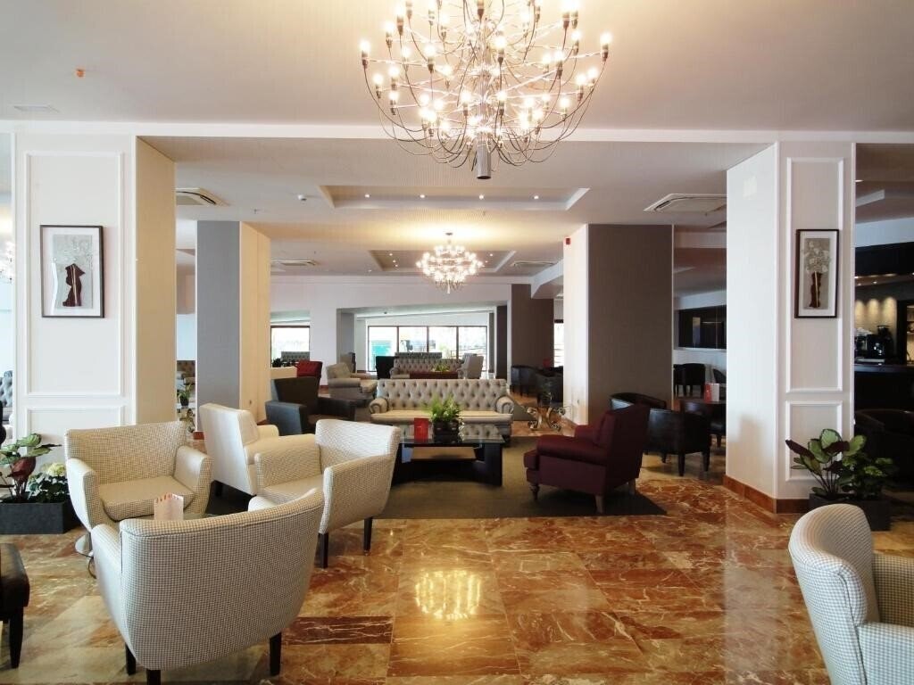 Панорама Angela 4*