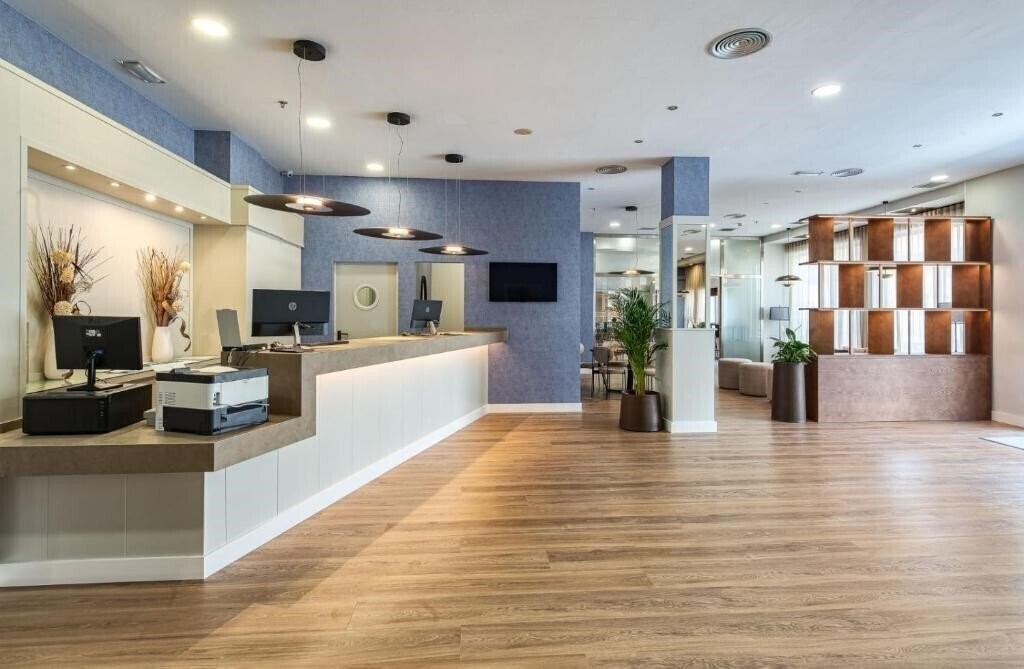 Територія Bahia Almunecar 4*