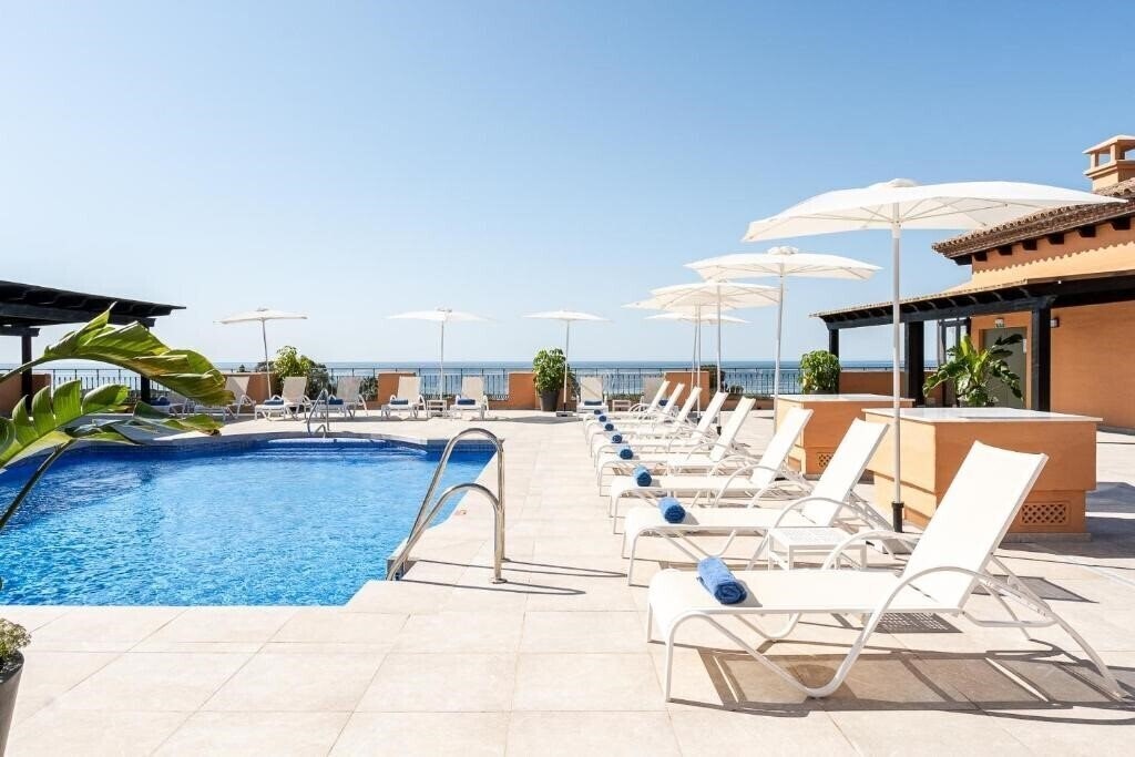 Готель Globales Paraiso Beach 4*