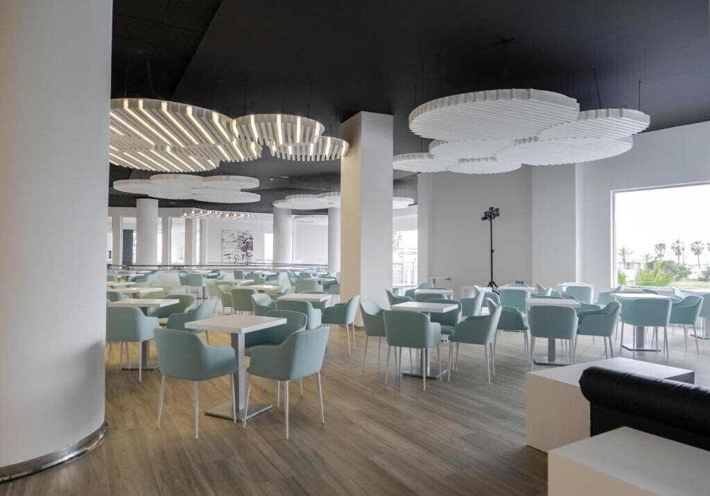 Апартаменти Ibersol Torremolinos Beach (ex. Marconfort Costa Del Sol) 4*