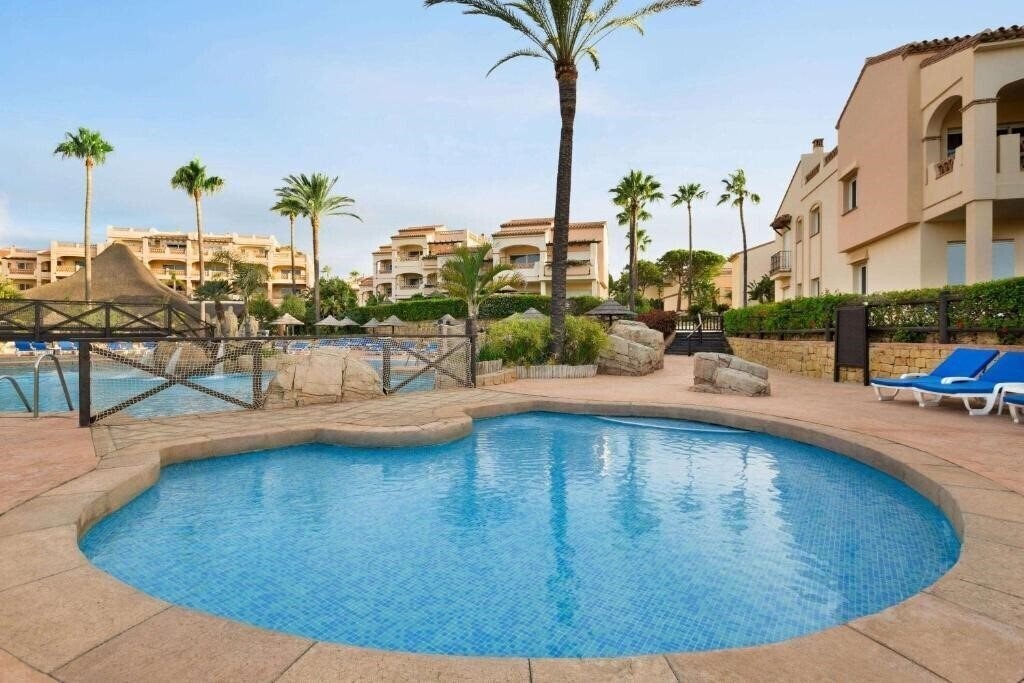 Панорама Wyndham Residences Costa Del Sol (Mijas) 3*