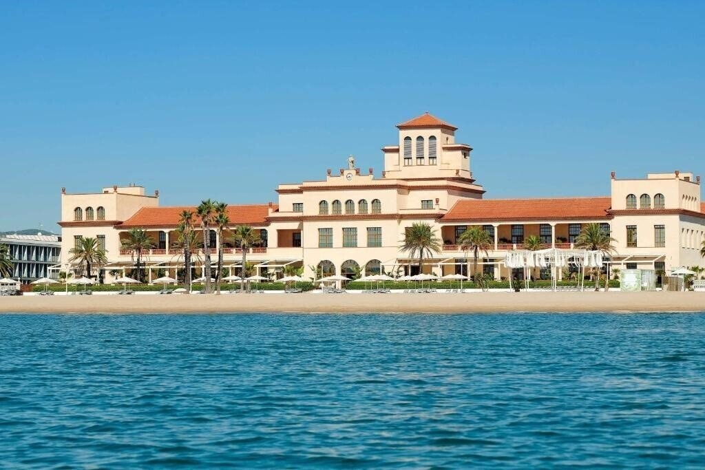 Территория Le Meridien Ra 5*