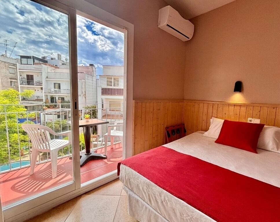 Апартаменти Piccadilly Sitges 3*