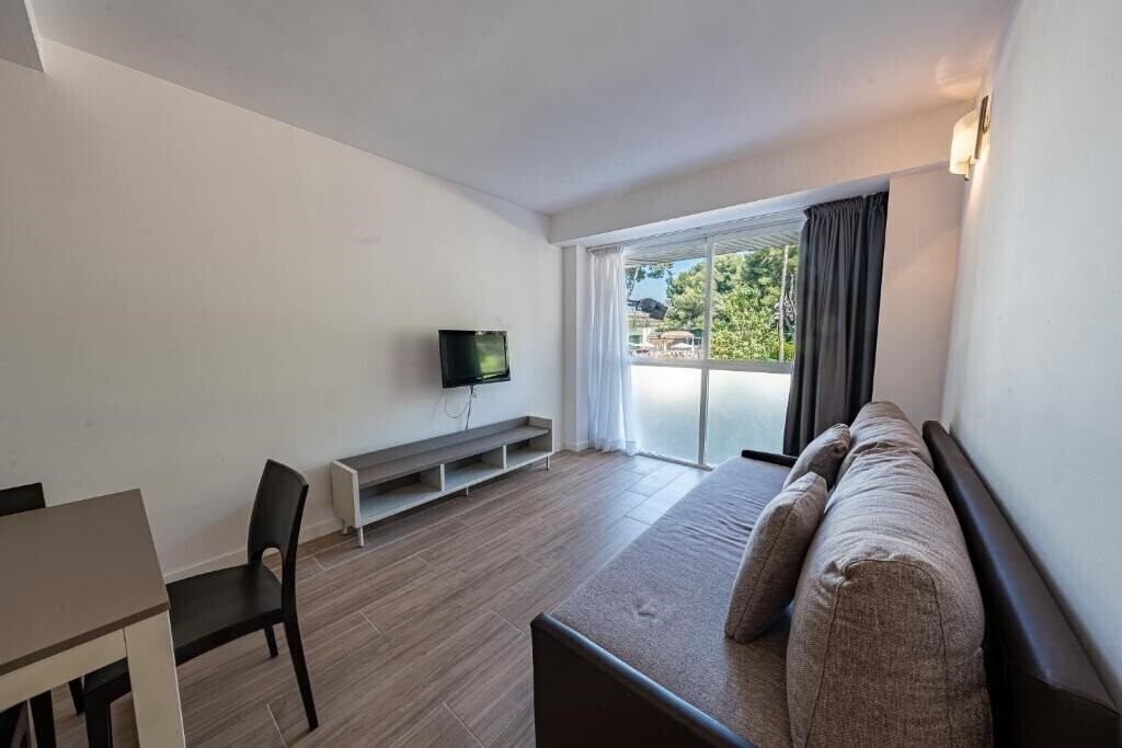 Территория Park Suites Salou 3*