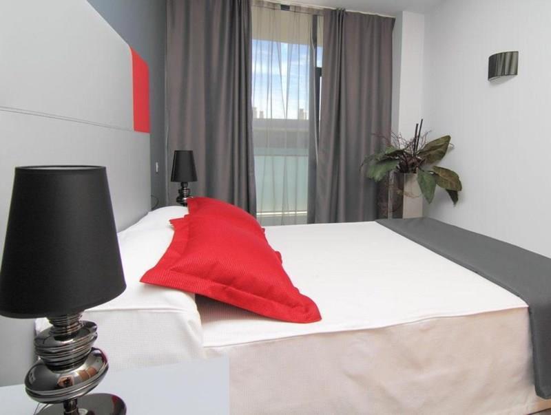 Панорама Four Elements 4*