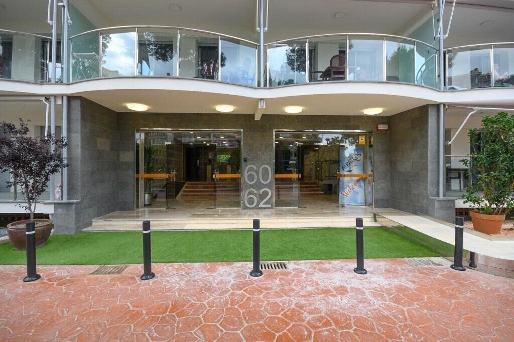 Изображение Albatros Family (ex. Albatros Apartaments Salou) 3*