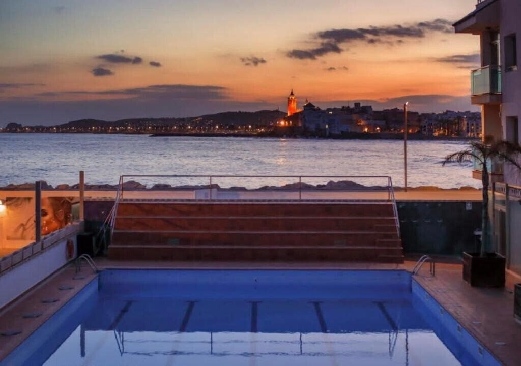 Апартаменти Port Sitges Resort 4*