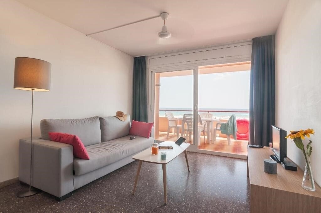 Панорама Pierre & Vacances Residence Comarruga 3*