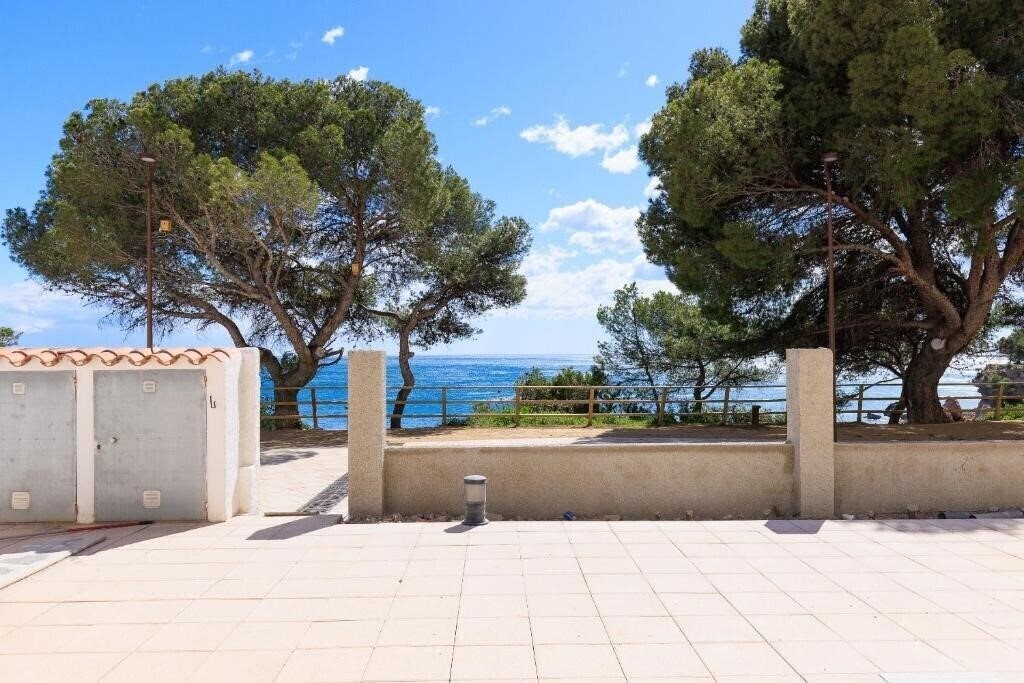 Территория Rentalmar Los Angeles 2*