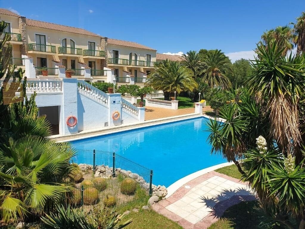 Апартаменты Pino Alto 4*