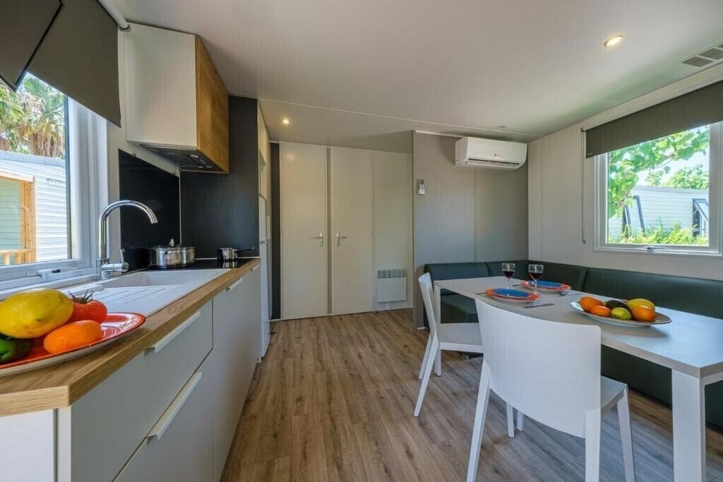 Территория Camping Vendrell Platja апартаменты