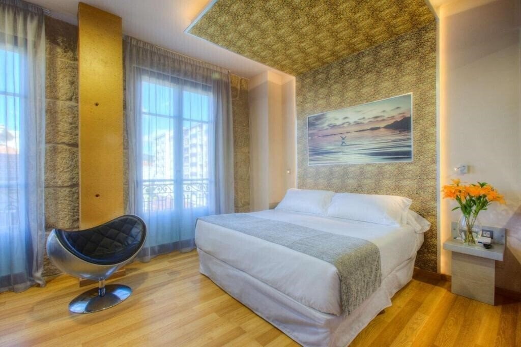 Панорама Nh Ourense 4*