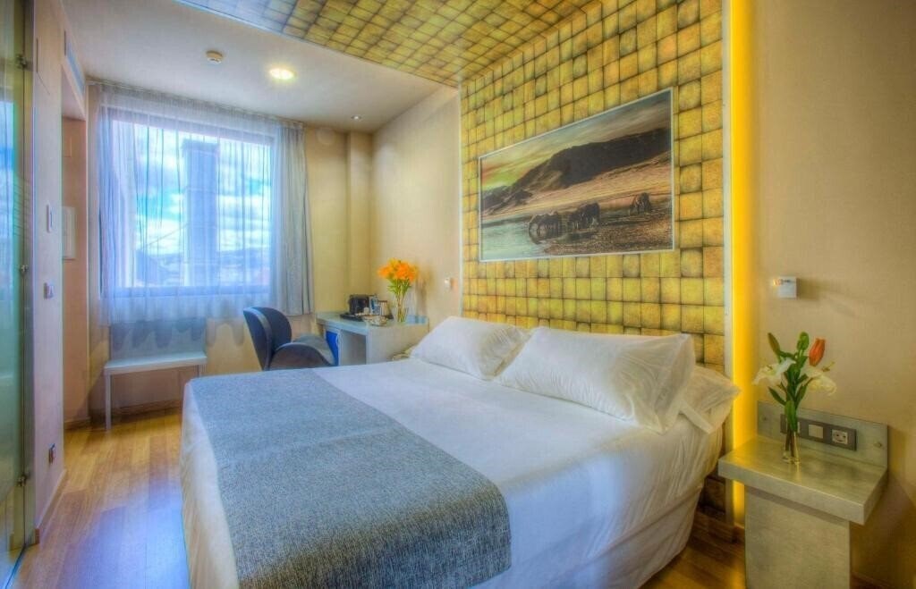 Апартаменты Nh Ourense 4*