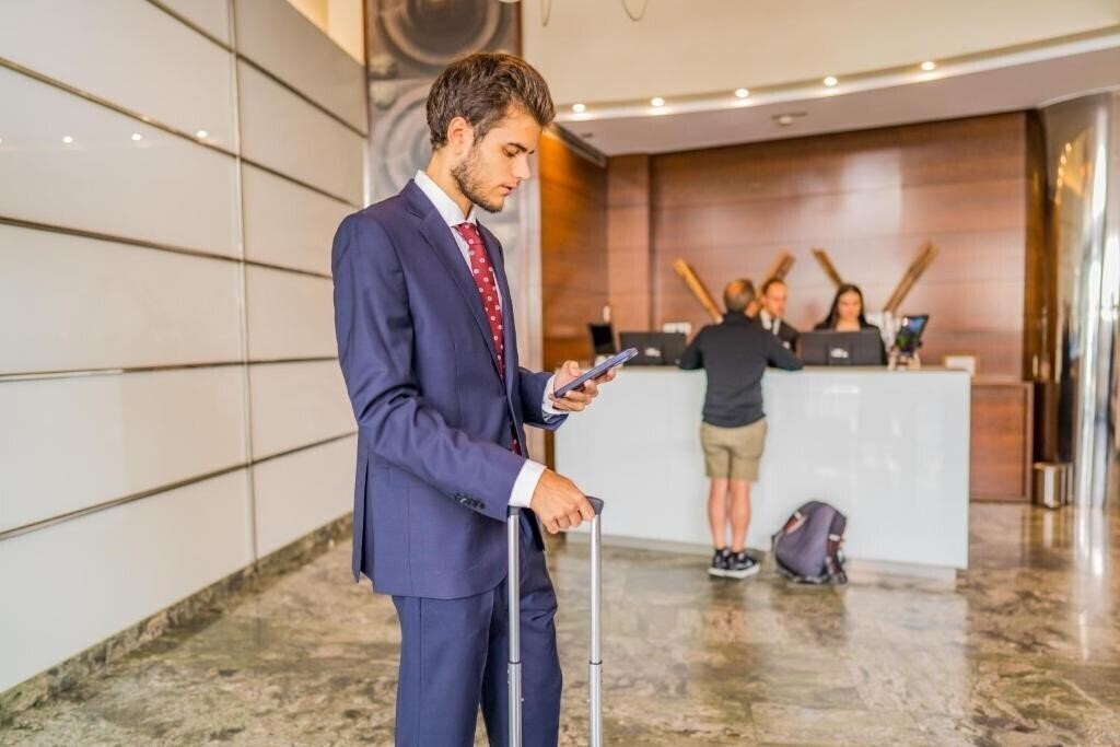 Апартаменты Hotel Compostela 4*