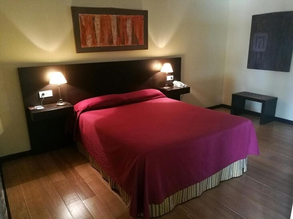 Территория Hotel Pazo de Lestrove by Pousadas de Compostela 4*