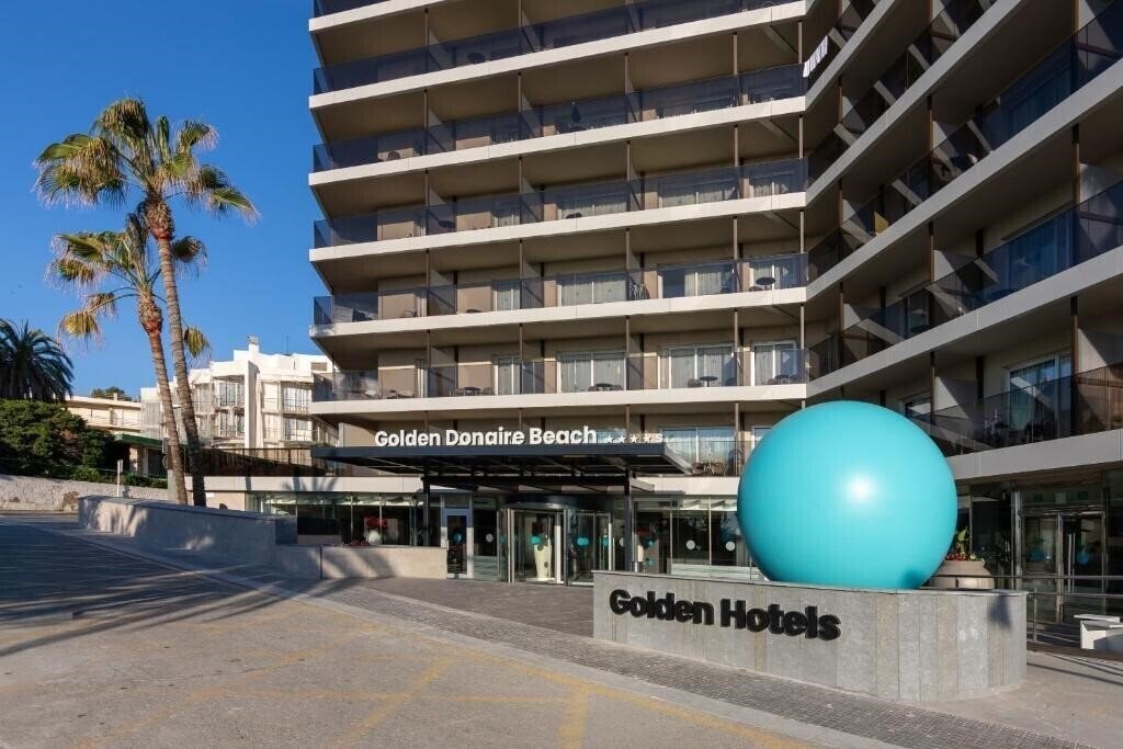 Апартаменты Golden Donaire Beach 4*