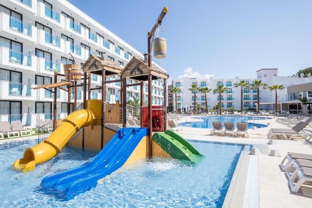 Территория Best Sol d'Or 3*