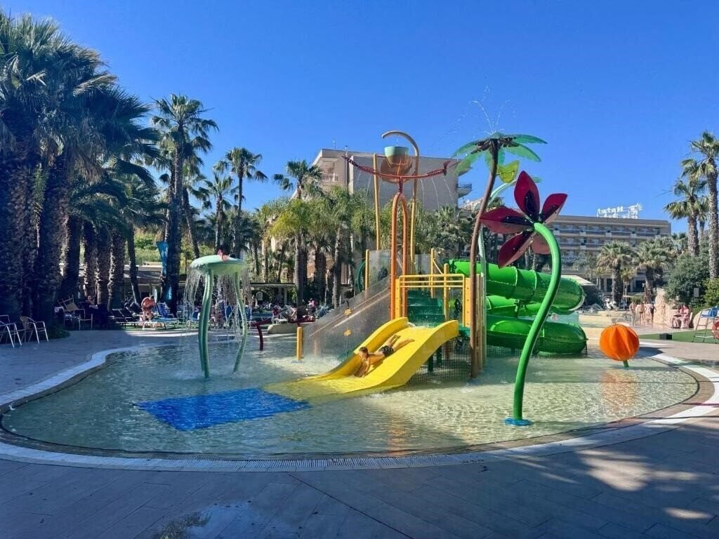 Апартаменты Palas Pineda 4*