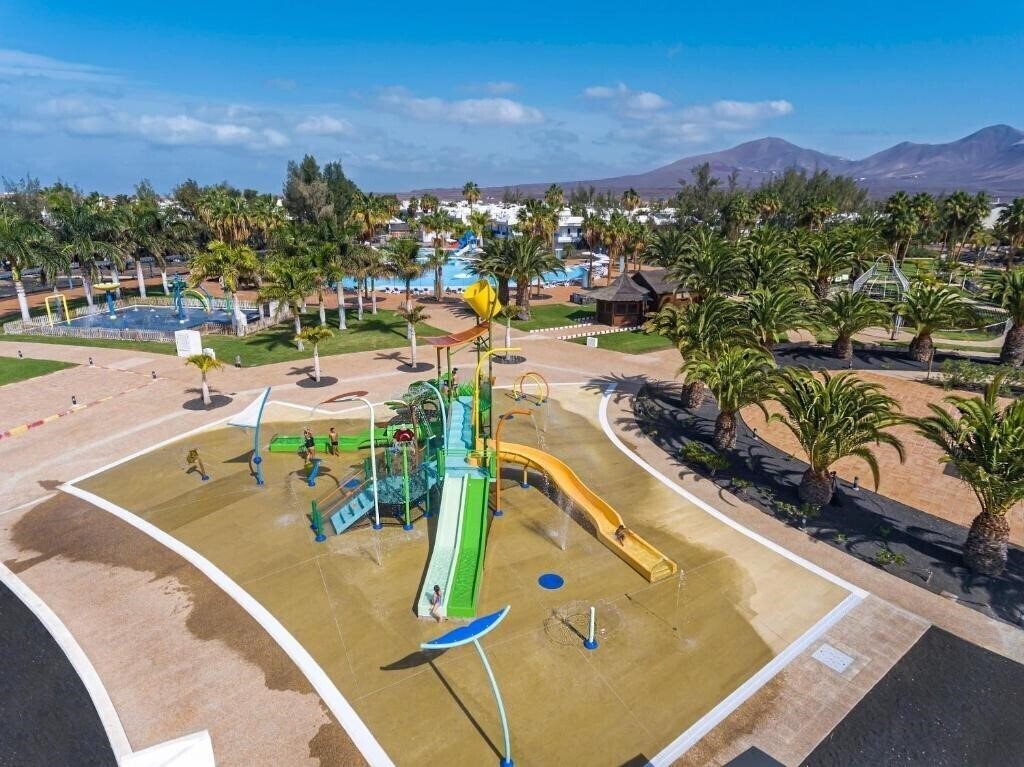 Панорама THB Tropical Island 4*