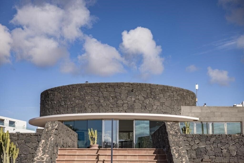 Апартаменты Bahia Playa Blanca 3*