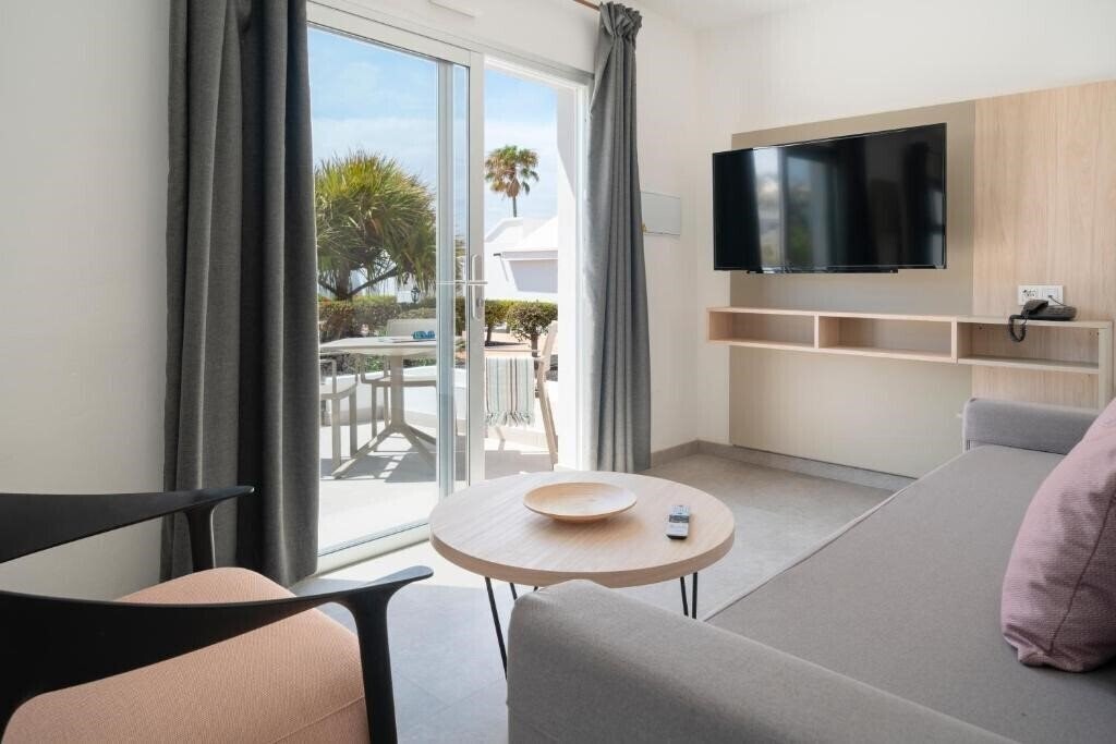 Вид Santa Rosa (Costa Teguise) 3*