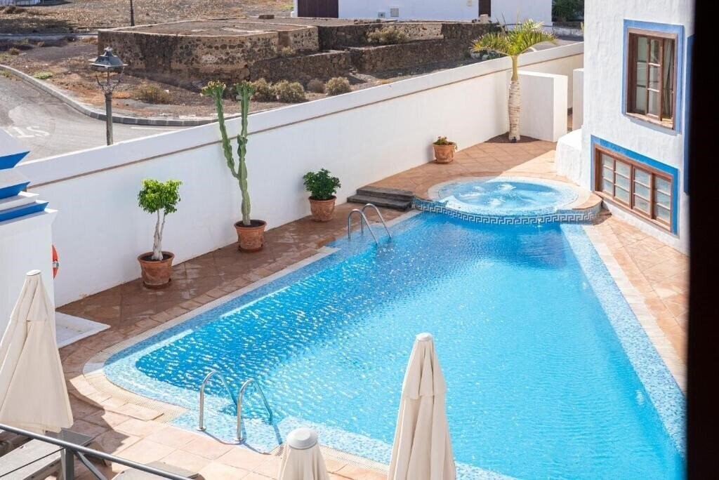 Территория La Casona De Yaiza 4*