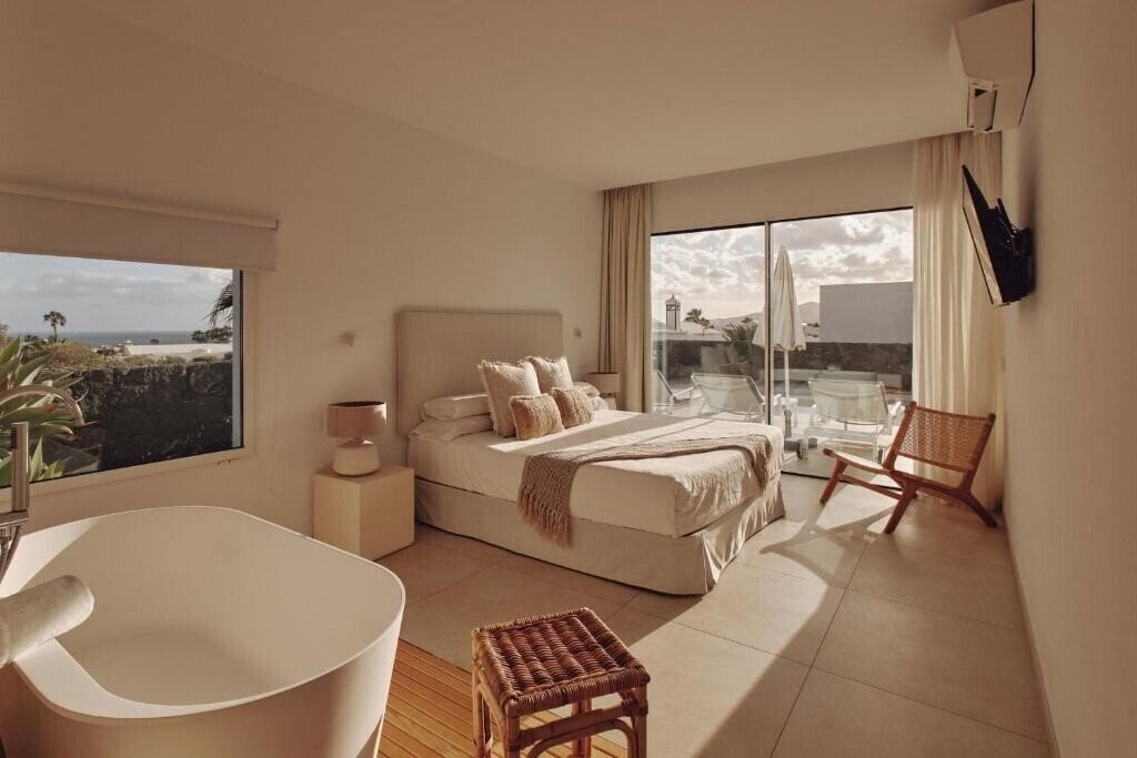 Вид Alondra Villas 5*