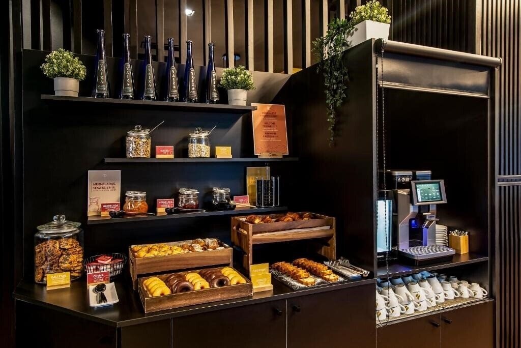 Панорама Hotel Puerto de la Luz by Pierre & Vacances (ex. Sercotel Puerto de la Luz) 3*