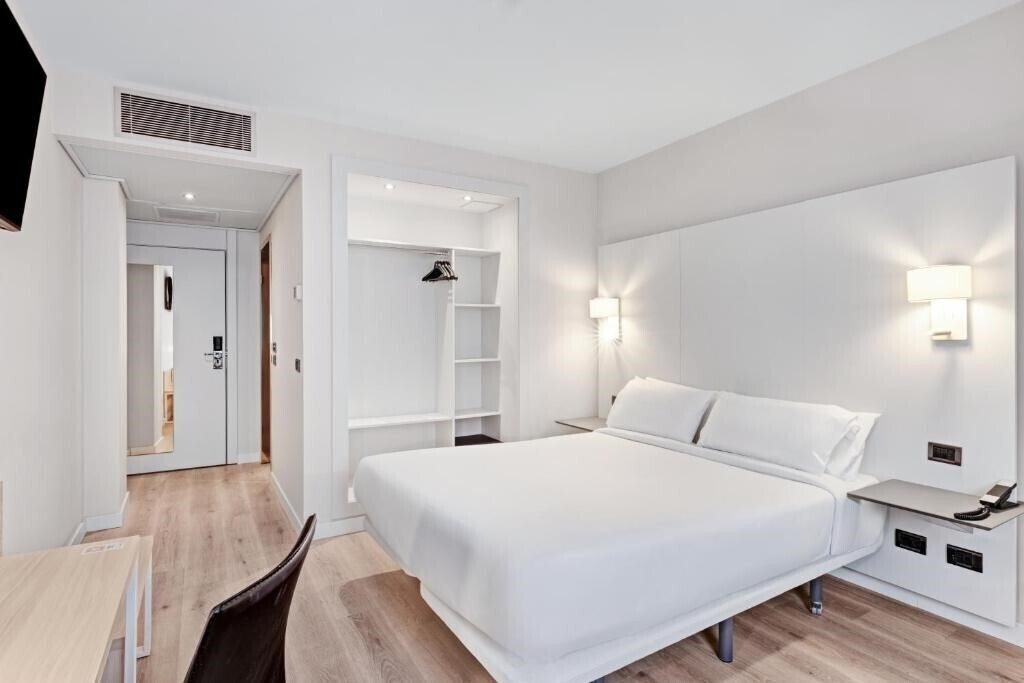 Панорама Ciudad De Lleida By Silken 4*