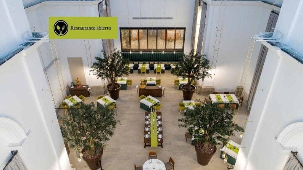 Панорама Parador De Lleida 4*