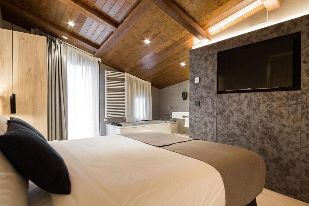 Панорама Hotel Montarto 4*