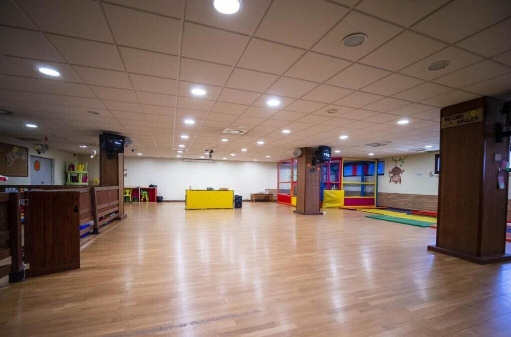 Панорама Hotel Romanic 3*