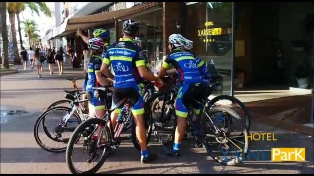 Вид Apartaments Sun & Moon (ex. Xaine Sun) апартаменты