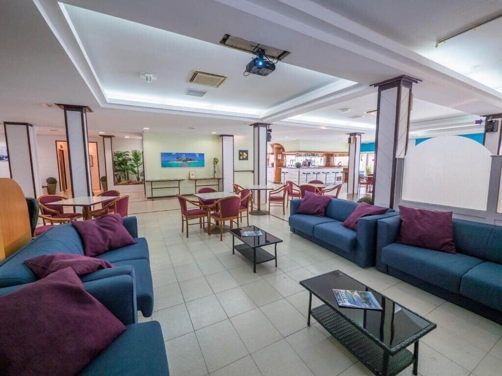 Вид Golden Sand Lloret 3*