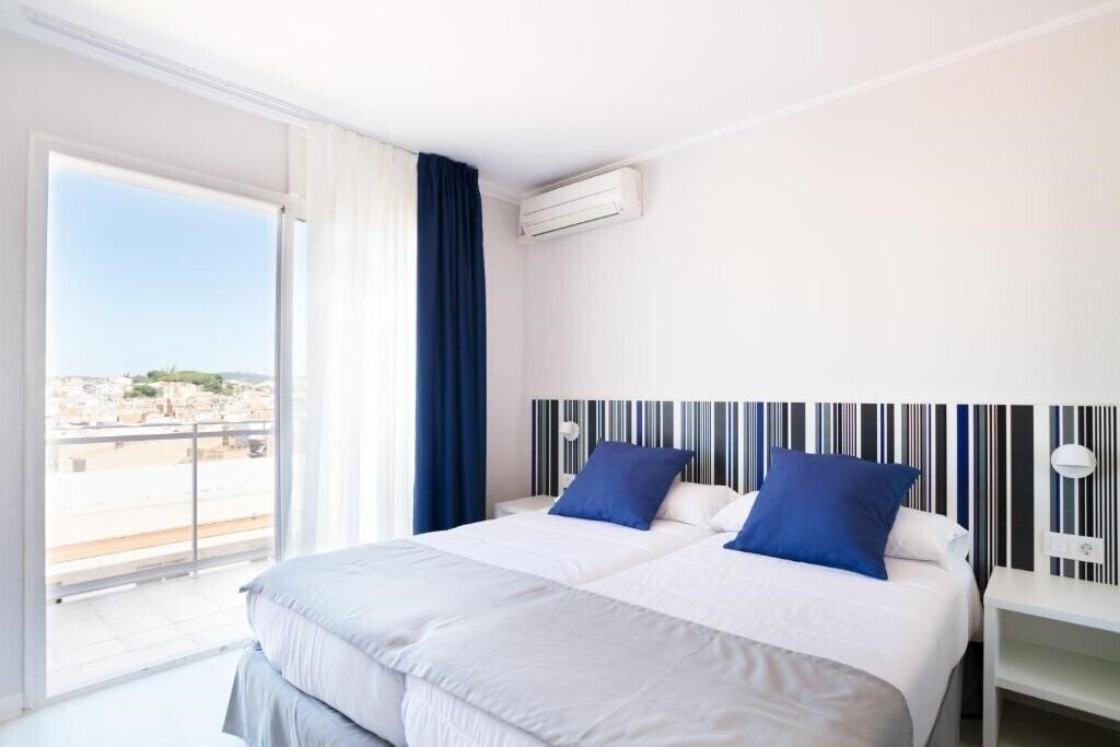 Вид Hotel Ibersol Sorra Dor Beach Club 3*