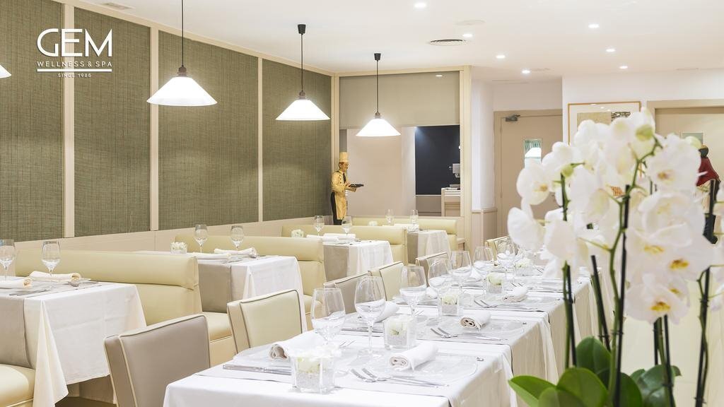 Территория Institut Gem Wellness & Spa Apart (ex. Aparthotel Guitart Central Park) апартаменты