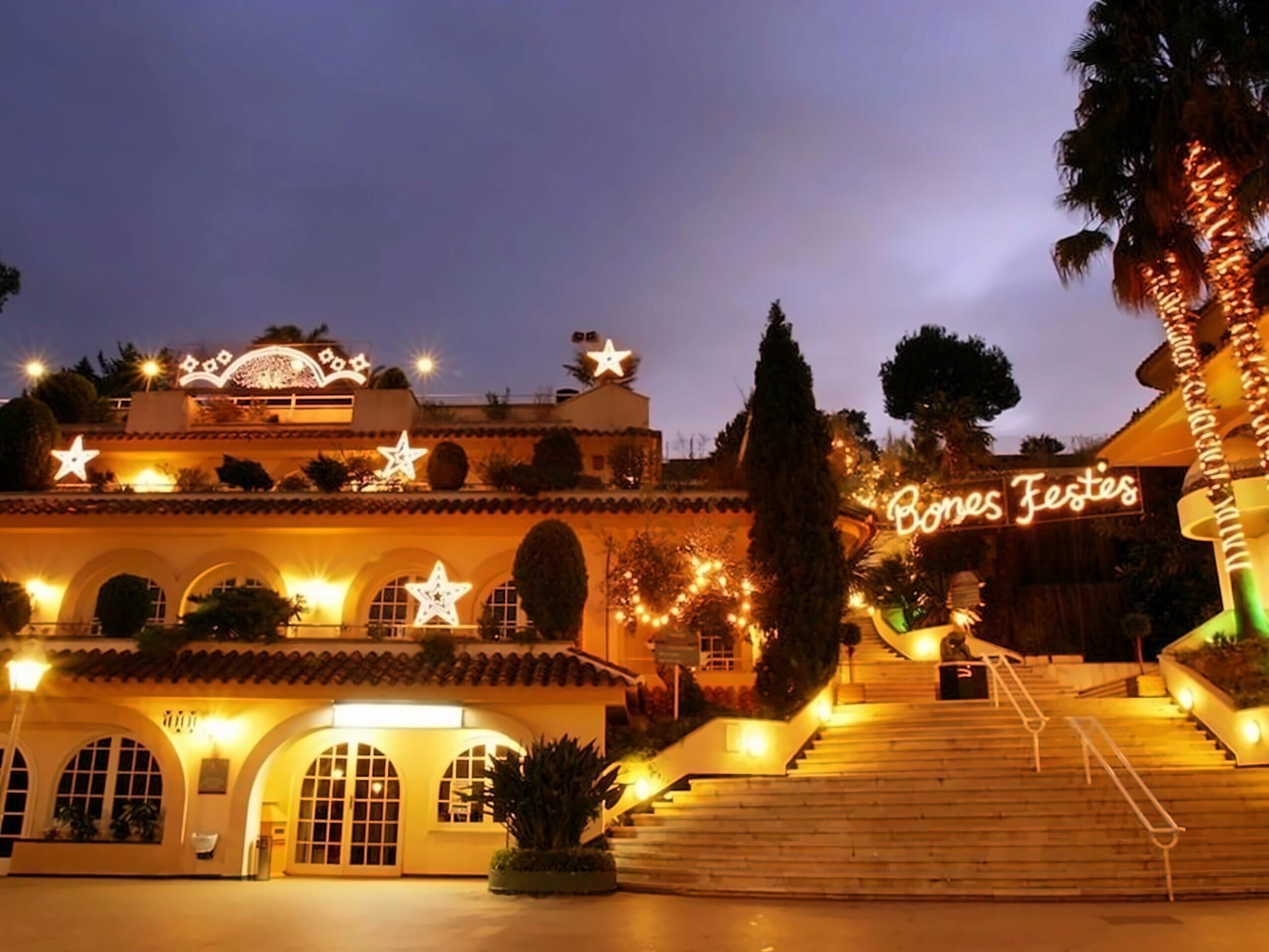 Вид Guitart Central Park Aqua Resort 4*