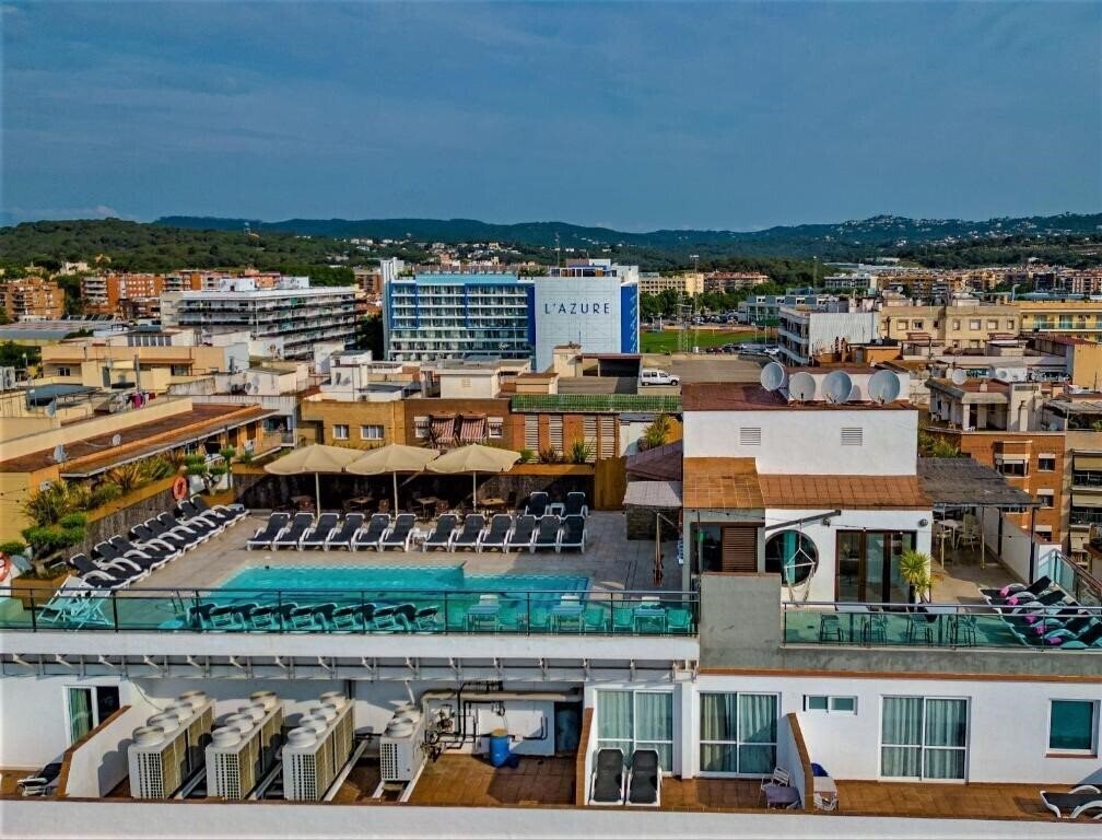 Вид Astoria Park 4*