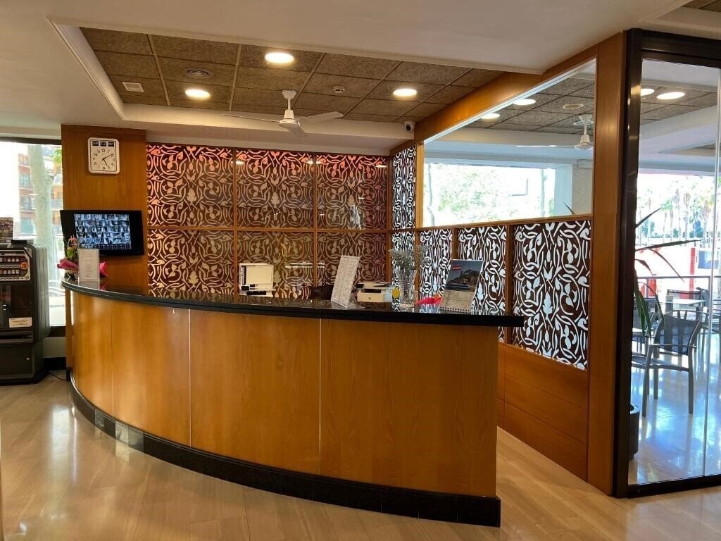 Панорама Astoria Park 4*