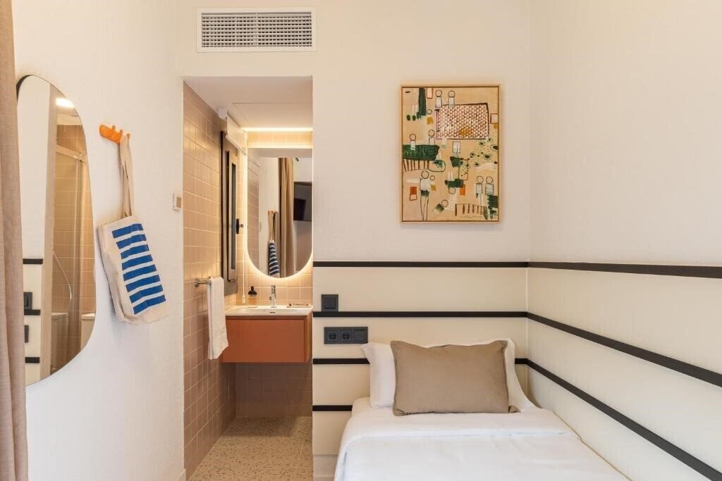 Вид Hotel Robson 2*