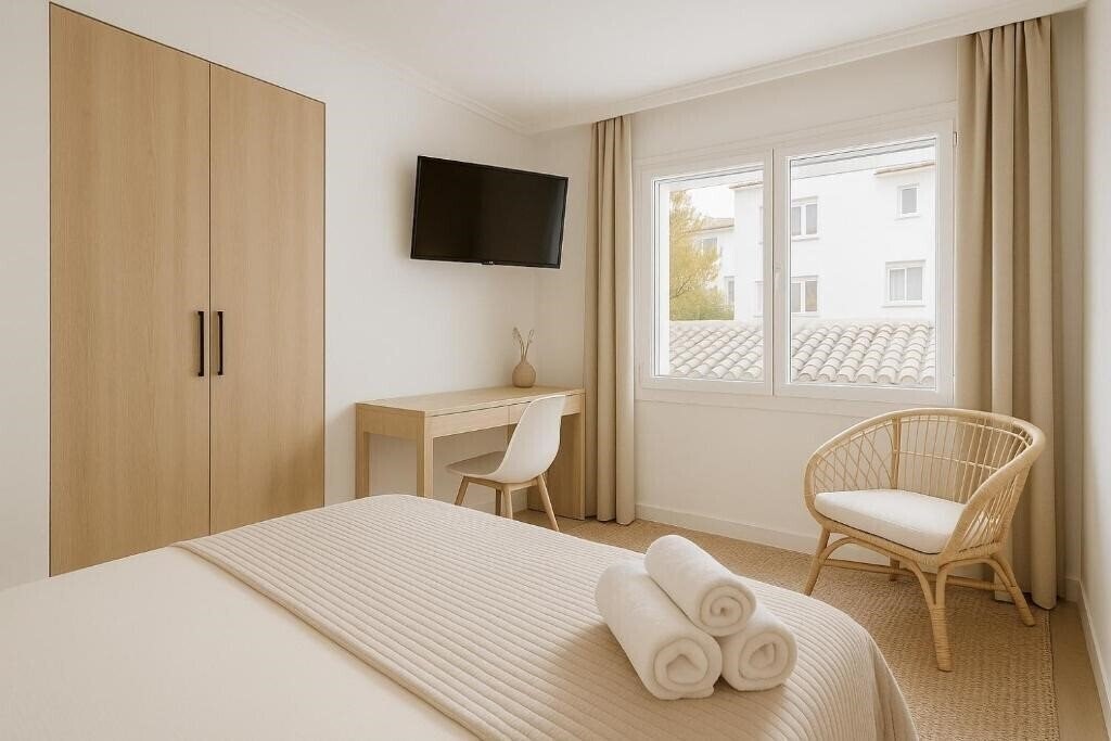 Готель Hotel Y Apartamento Moli De Mar 2*