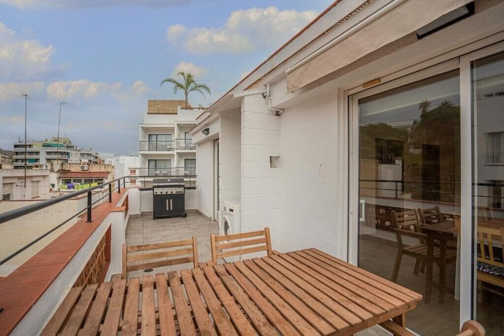 Фотографія Hotel Y Apartamento Moli De Mar 2*