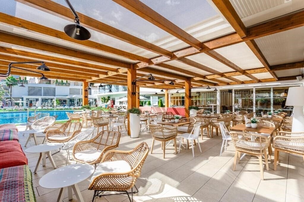 Панорама Anabel 4*