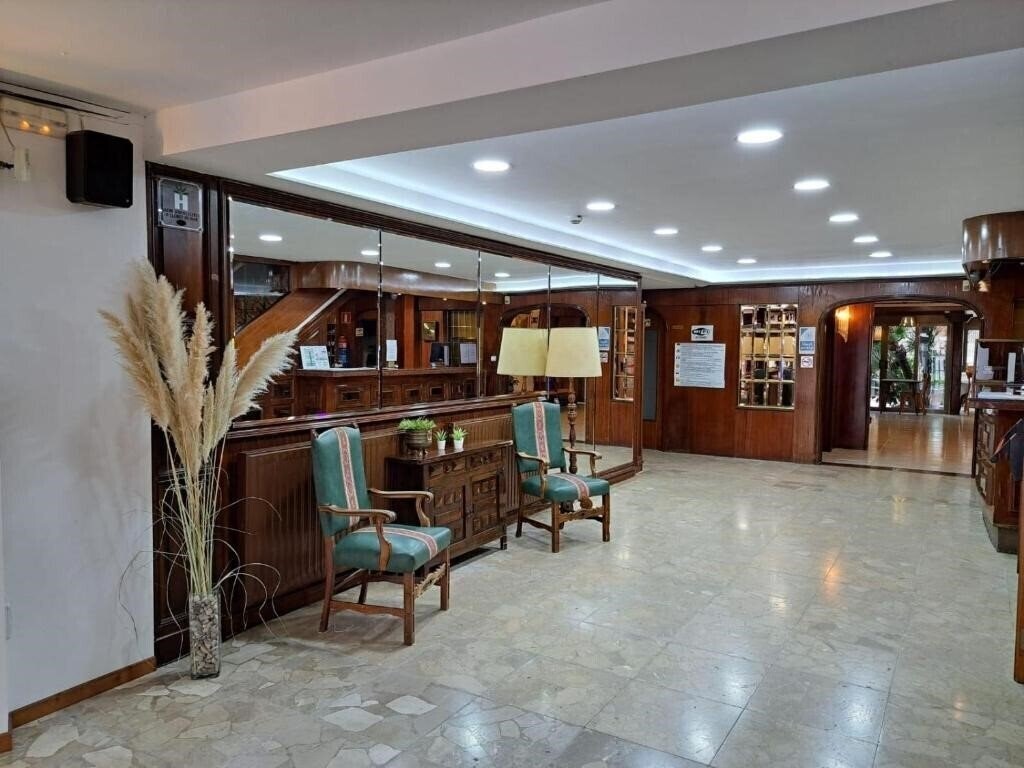 Фото Mercedes 3*