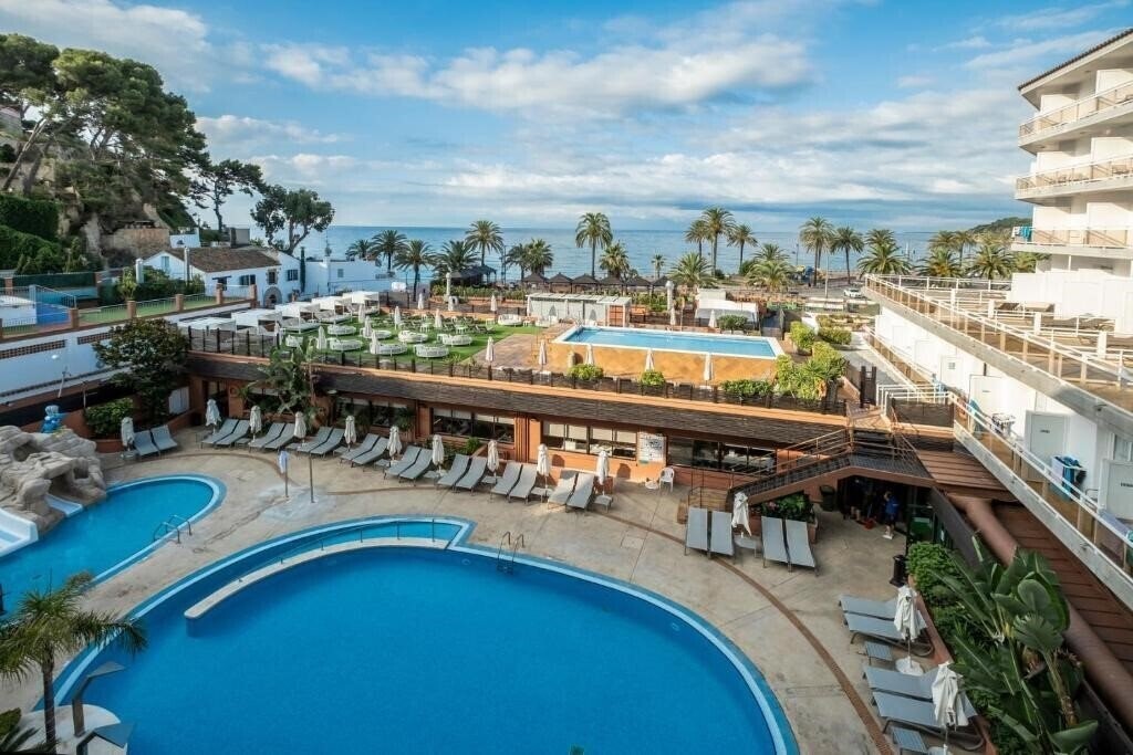 Отель Rosamar & SPA 4*