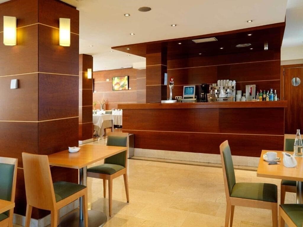 Панорама Eurostars Zarzuela Park 4*