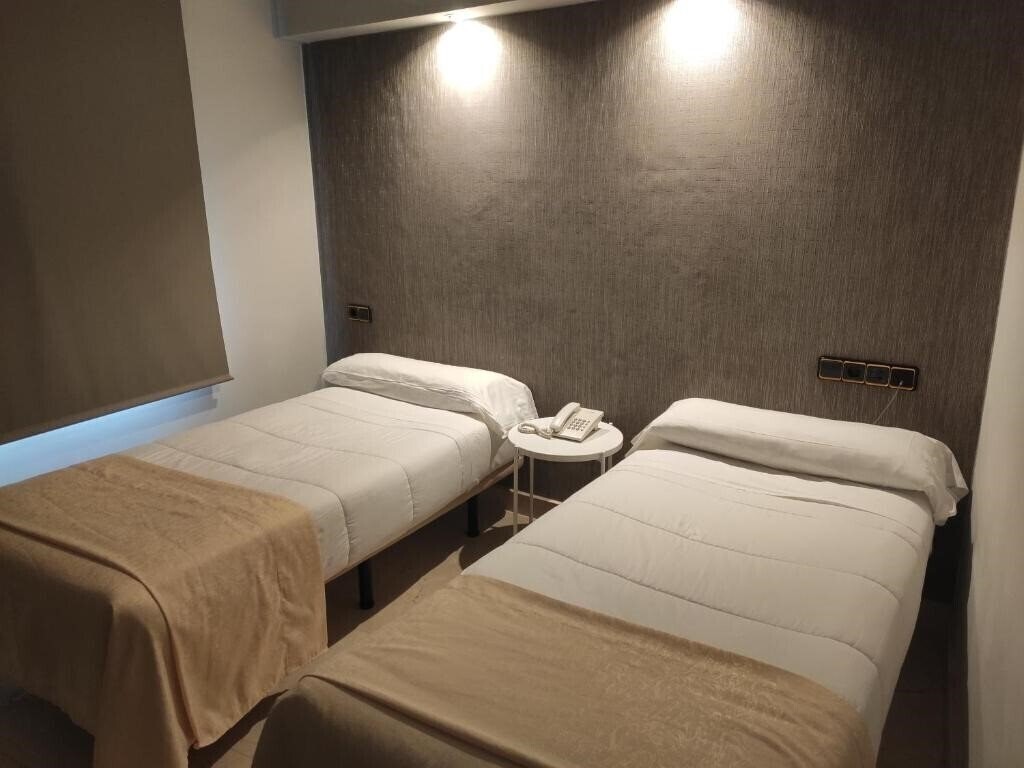 Апартаменты Ciudad De Navalcarnero 3*